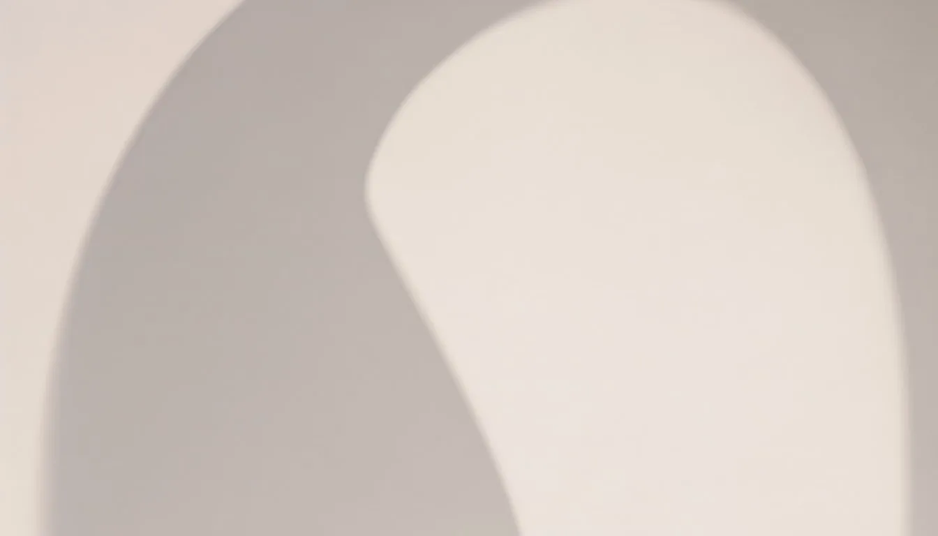 Minimal Arch Shadow in a soft palette