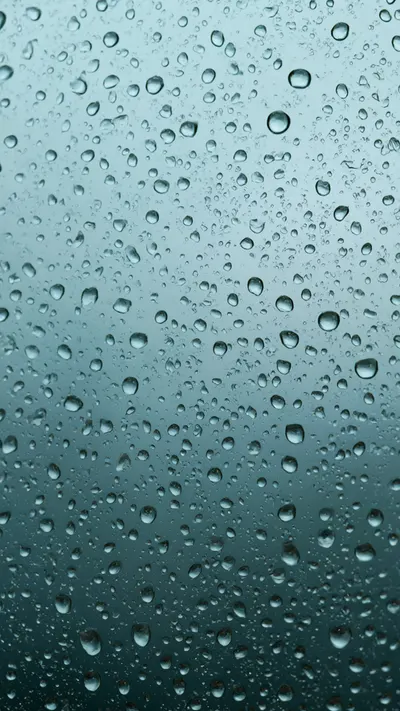 หยดฝนบนกลาสมาโคร