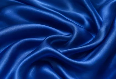 Silk Waves in Deep Blue in a soft palette